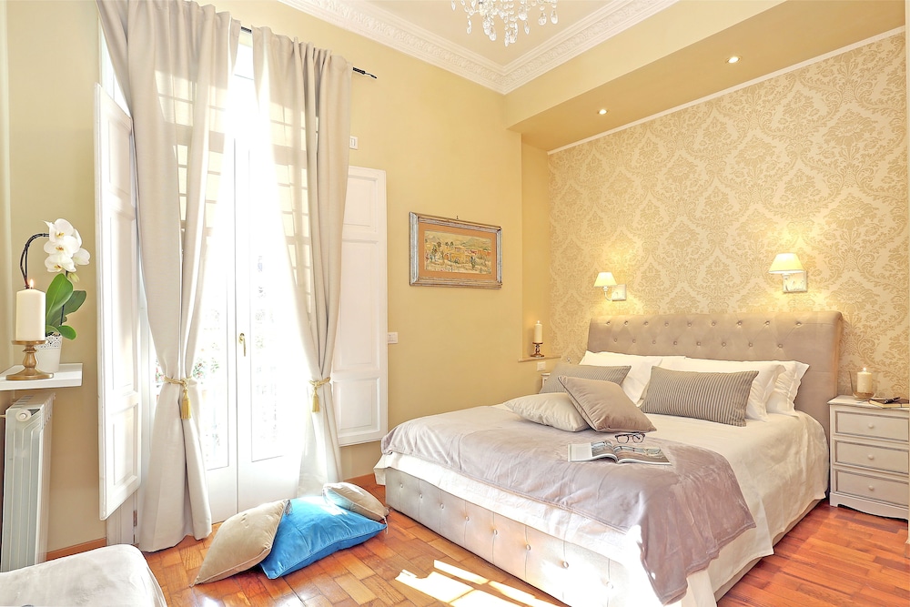 Liberty Rome Suites