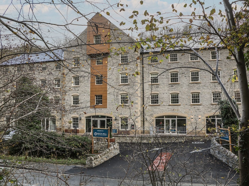 Rock Mill Apartment
