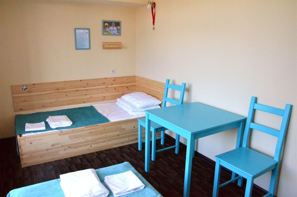 Tranzit Hotel