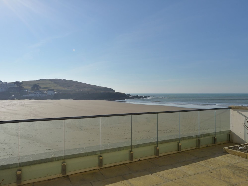 6 Burgh Island