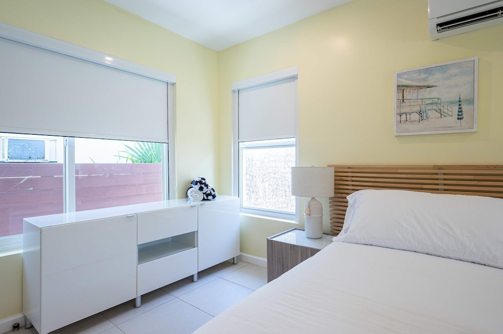 Casa Del Mar Beach Apartment Suite 1