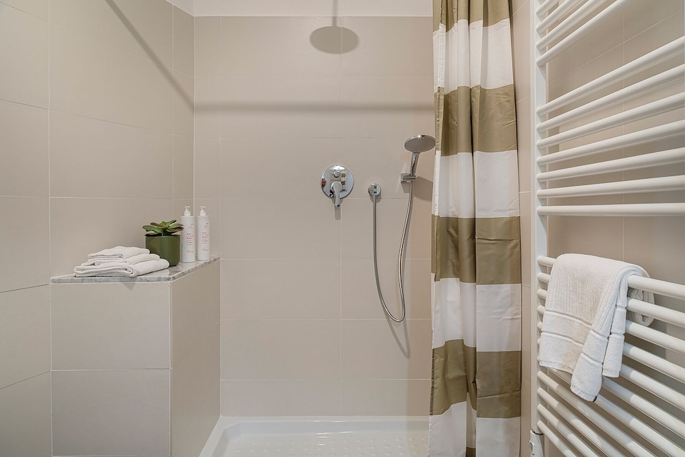 Deluxe Apartments by Wonderful Italy