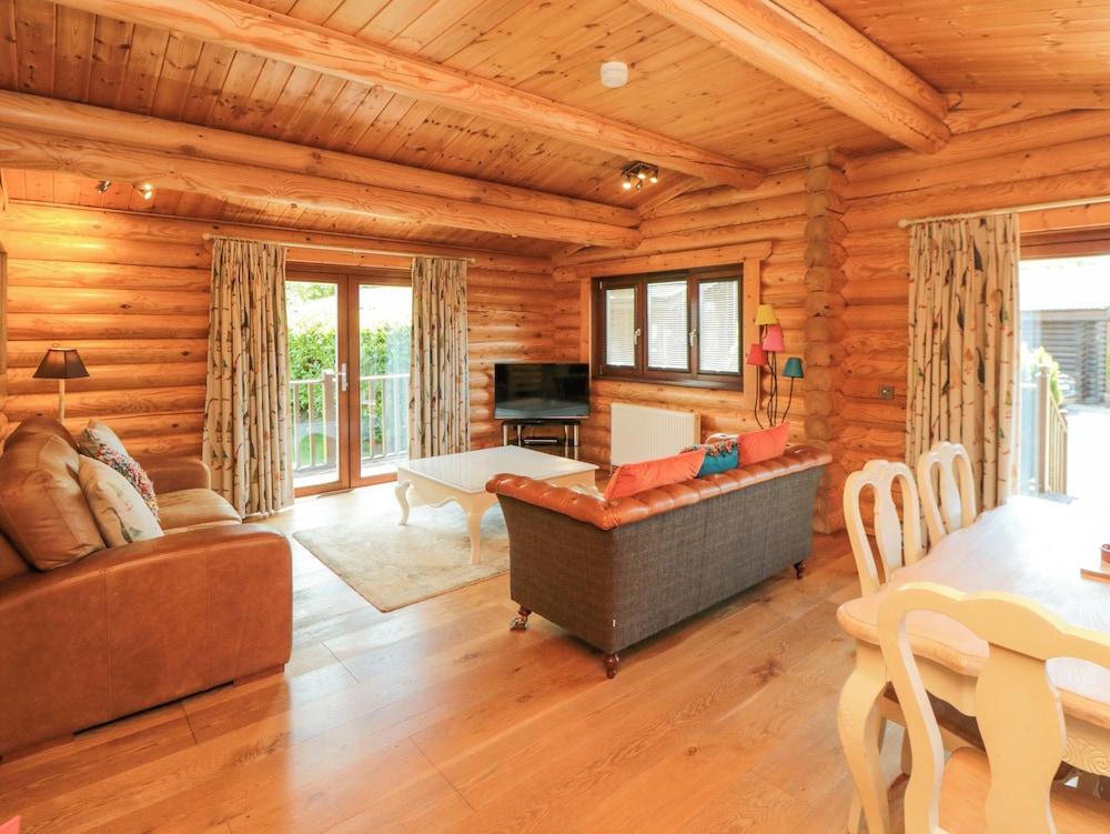 Roseberry Lodge 3
