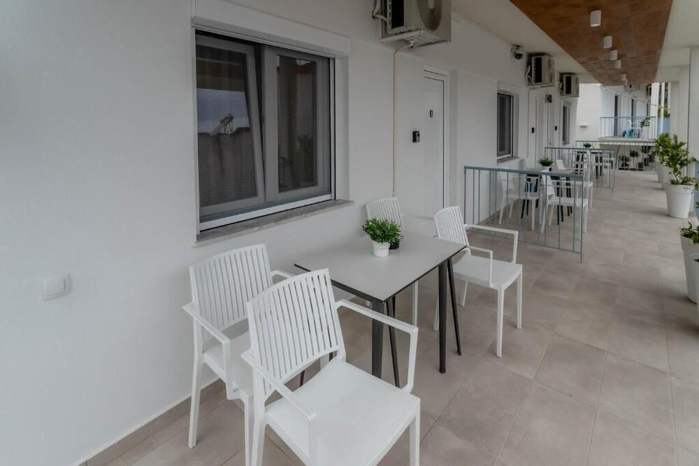 Pteleo apartments