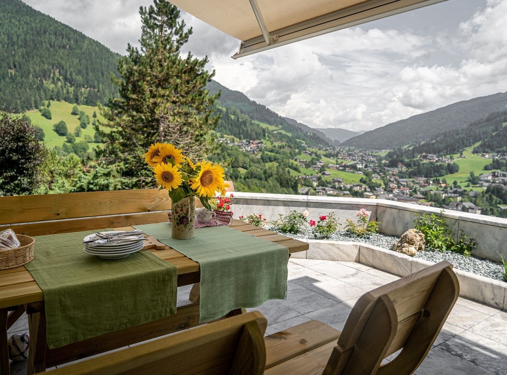 Bad Kleinkirchheim Lush and Spacious Villa With Indoor Pool and Wellness
