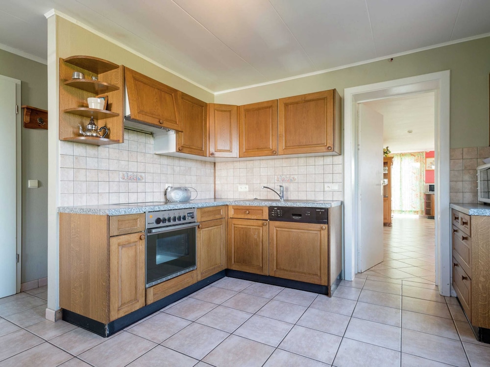 Spacious Holiday Home in Chodes With Sauna, photo 17