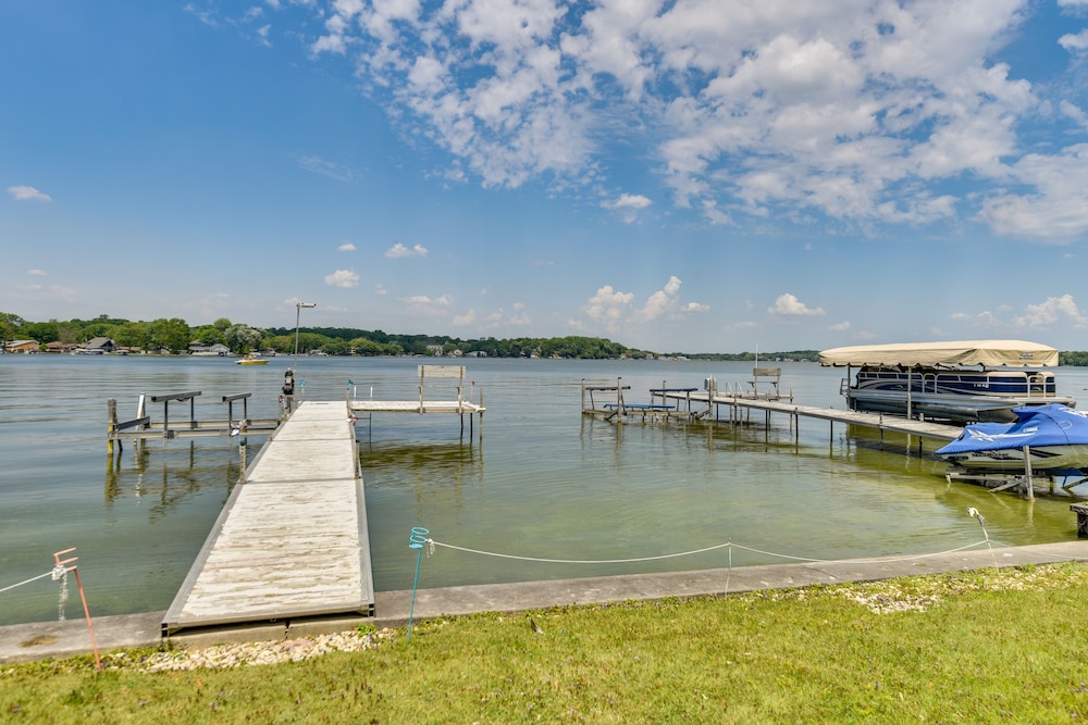 Waterfront Fox Lake Vacation Rental w/ Fire Pit! - Property Image 5