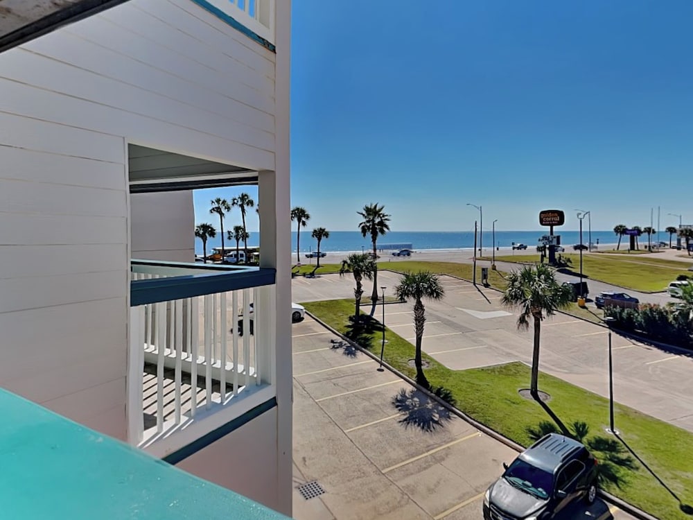 Casa Del Mar 211