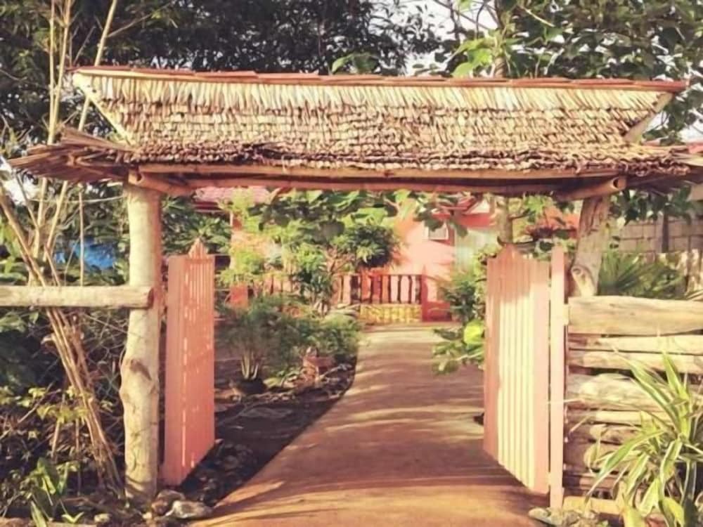 Villa Saturnina
