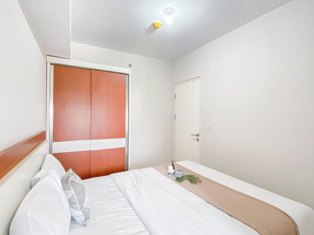 Good And Comfy 2Br At Springlake Summarecon Bekasi Apartment