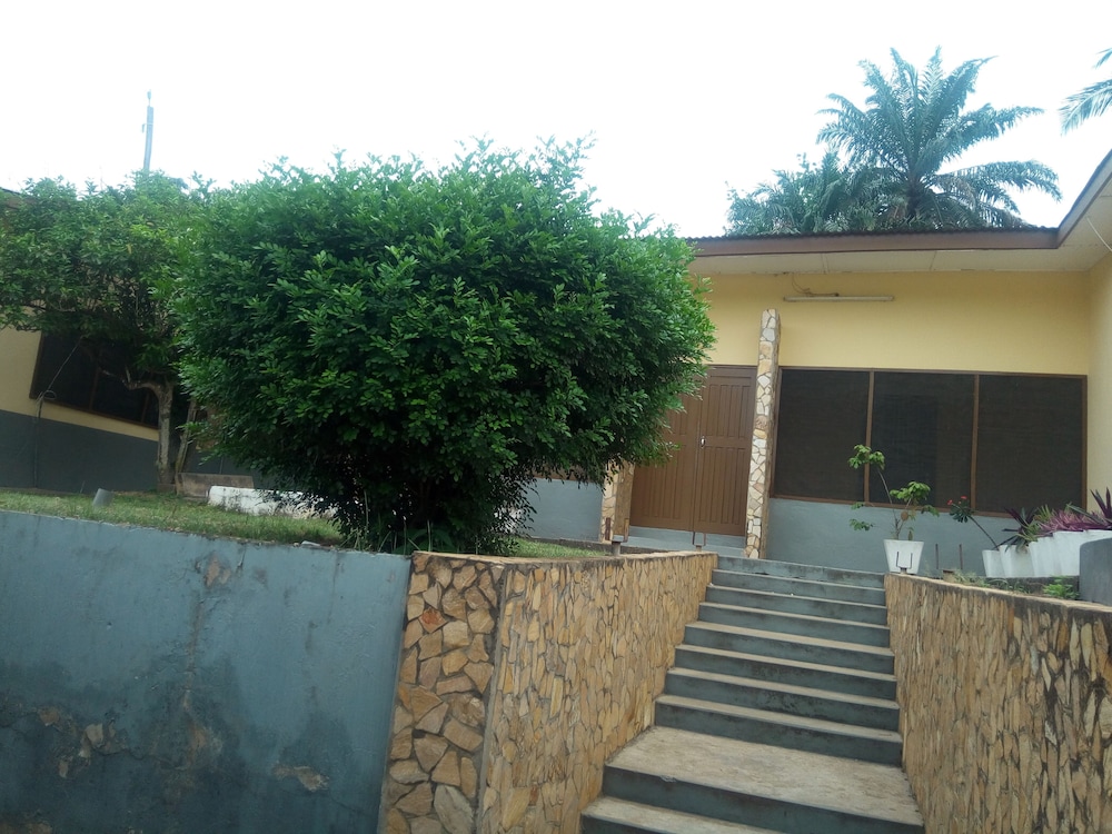 Zito Guest Inn