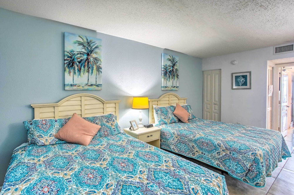 Myrtle Beach Vacations - North Myrtle Beach Condo w/ Boardwalk Beach Access - Property Image 4