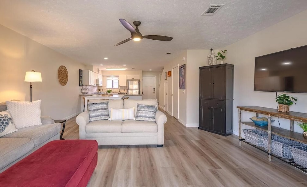 Gulf Highlands 229- St. Katherine Blvd