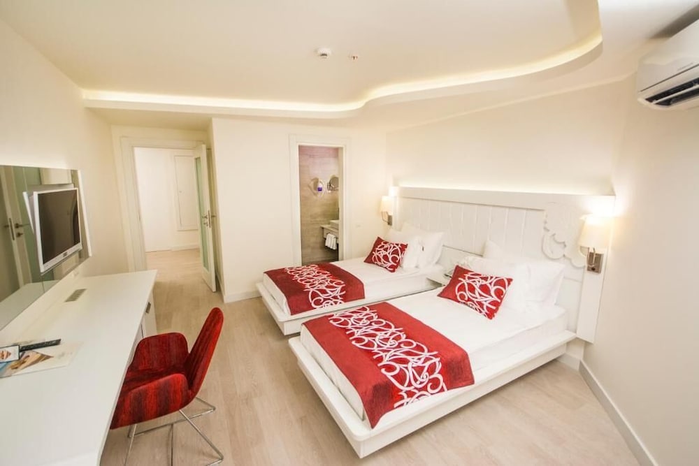 Laguna Beach Alya Resort & SPA - All Inclusive