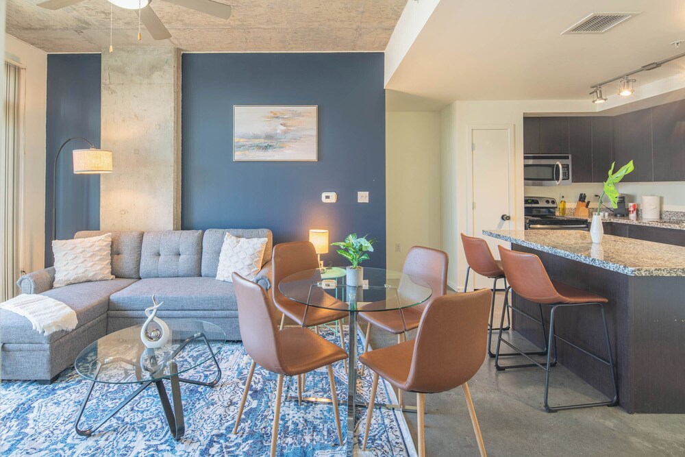 ROVE LIVING/KL - Roosevelt Point