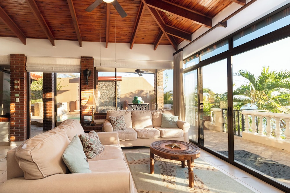 Oceanview Villa with Wrap-Around Terrace, Private Pool, Hot Tub, and Guesthouse