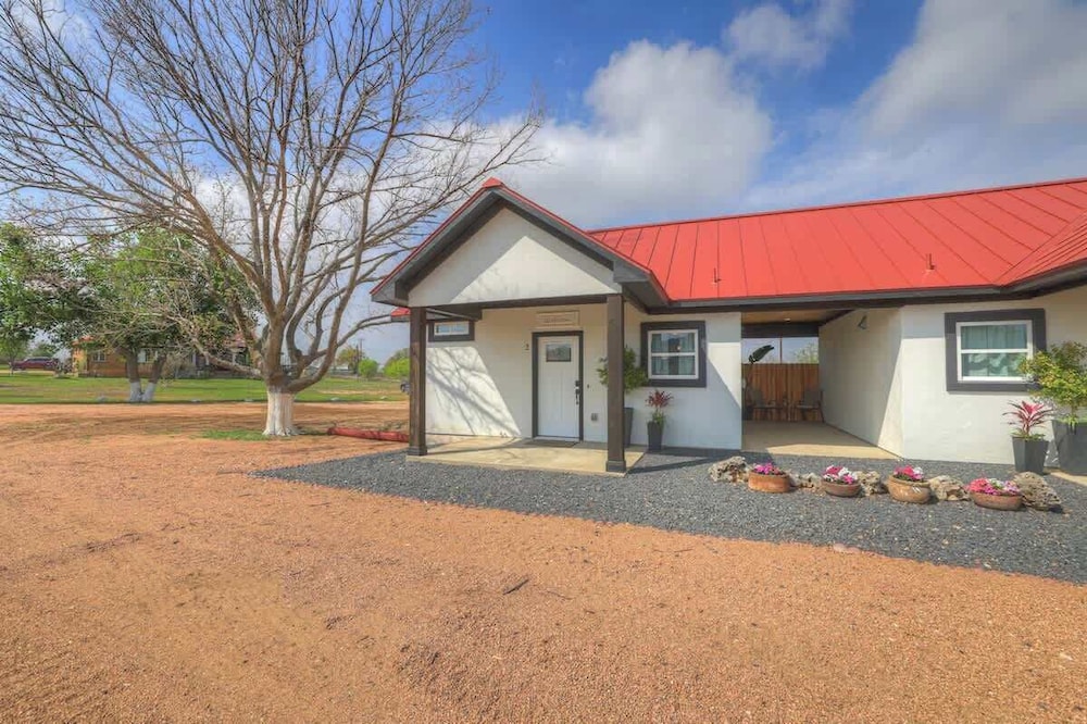 Cozy Casita With Hot Tub Six Minutes From Main Street