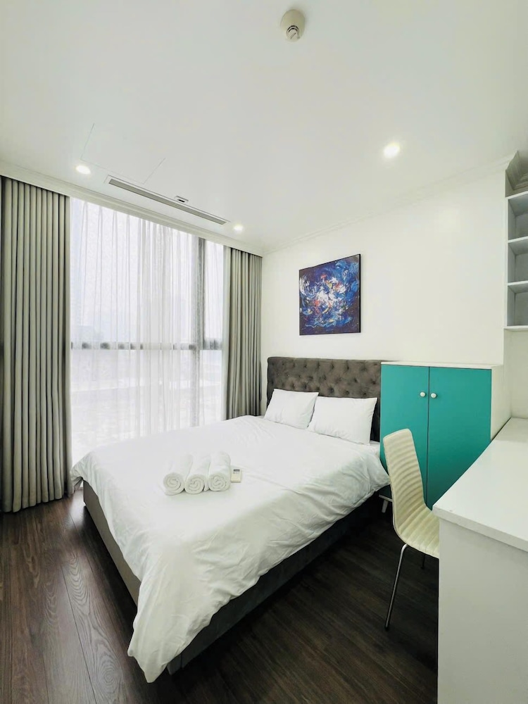 Daniel Homes - Vinhomes SkyLake Luxury