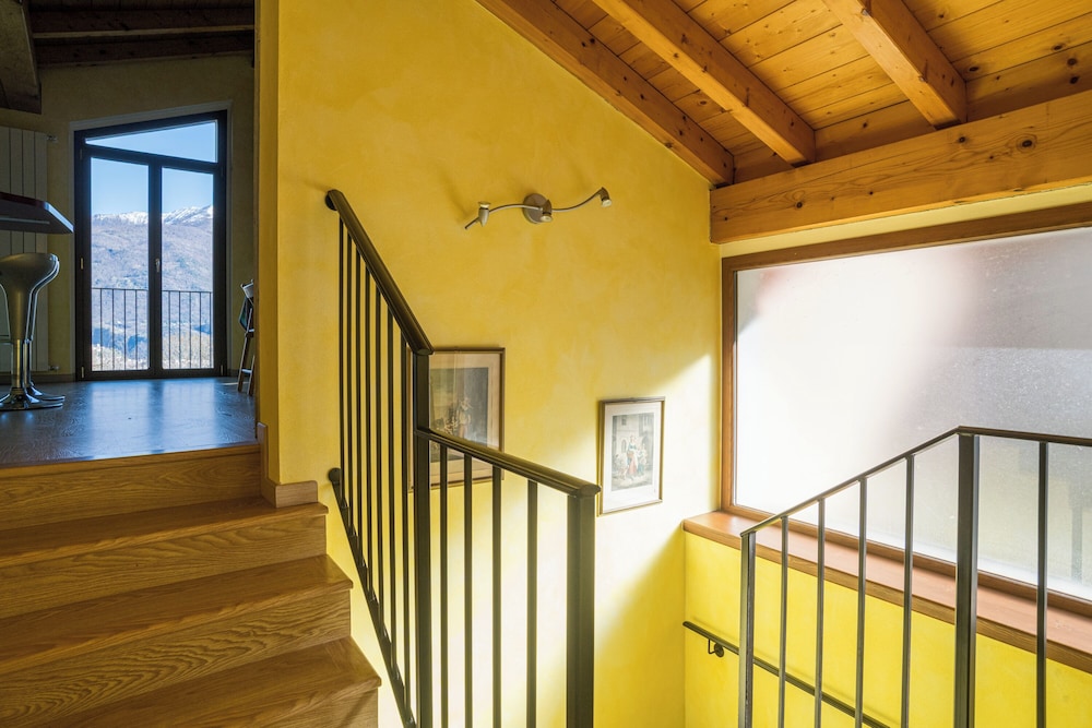 Cremia Dreamhouse