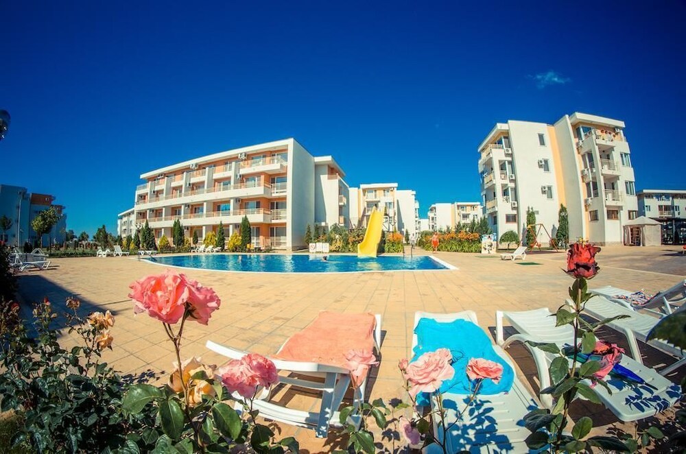 Apartment in Nessebar Fort Club