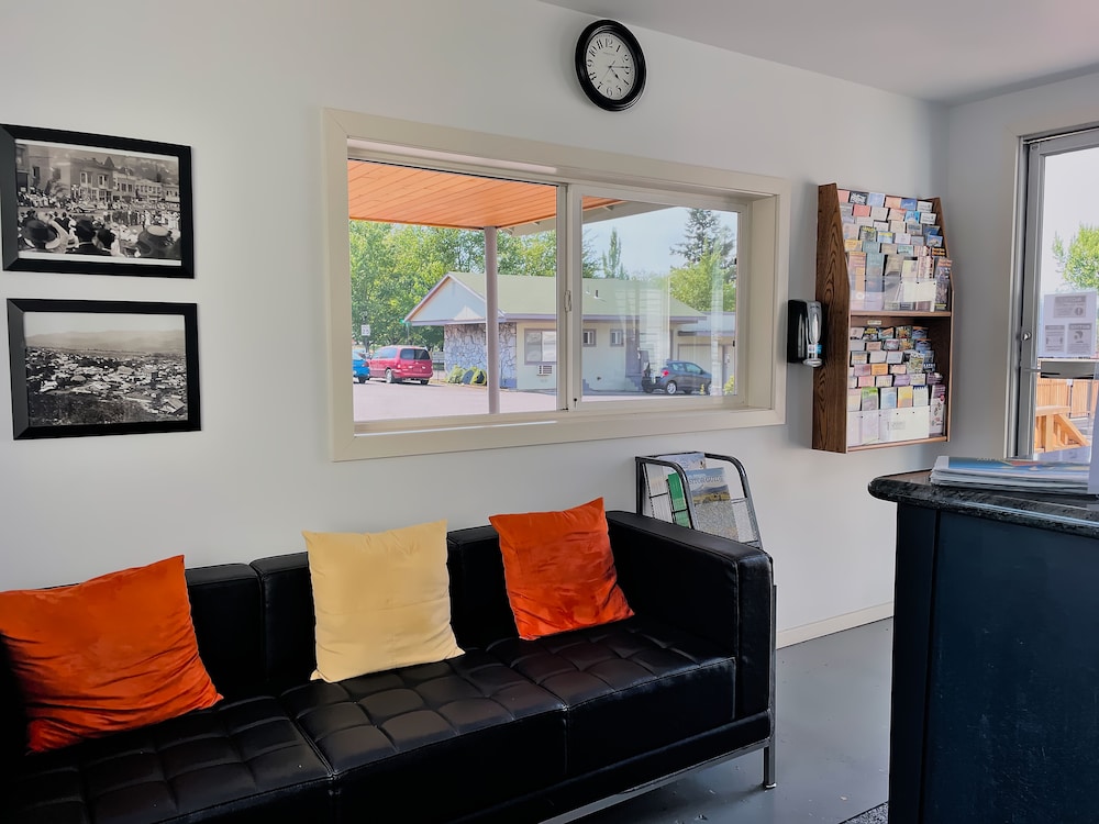Ashland Vacations - Ashland Motel - Oregon - Property Image 18