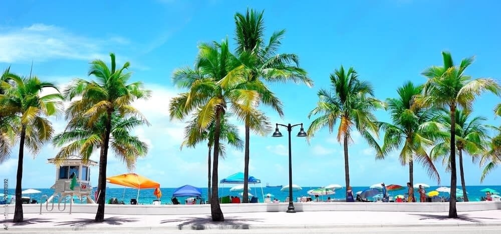 Quiet Miami Oasis Fast Wi-fi Free Parking