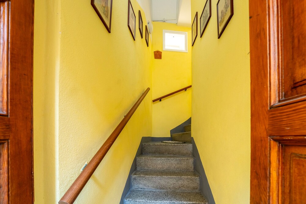 Limonta Lakeview Apartment by Wonderful Italy