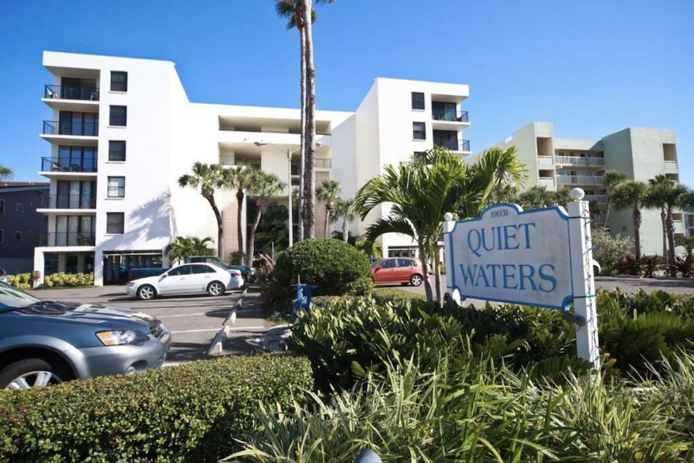 Intracoastal Side Condos by Plumlee Vacation Rentals view 5