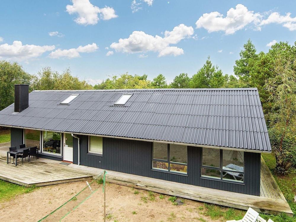 12 Person Holiday Home in Romo view 4