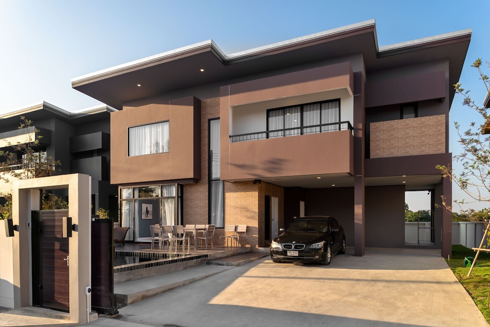 Kanna Pool Villa