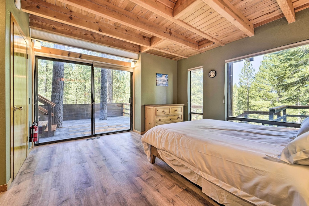 Lake Tahoe Vacations - Unique Northstar Resort Cabin w/ Woodsy Deck - Property Image 31