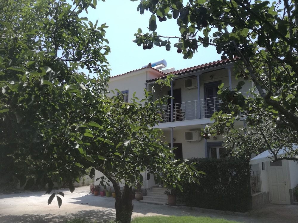 Rastoni Guest House Skopelos