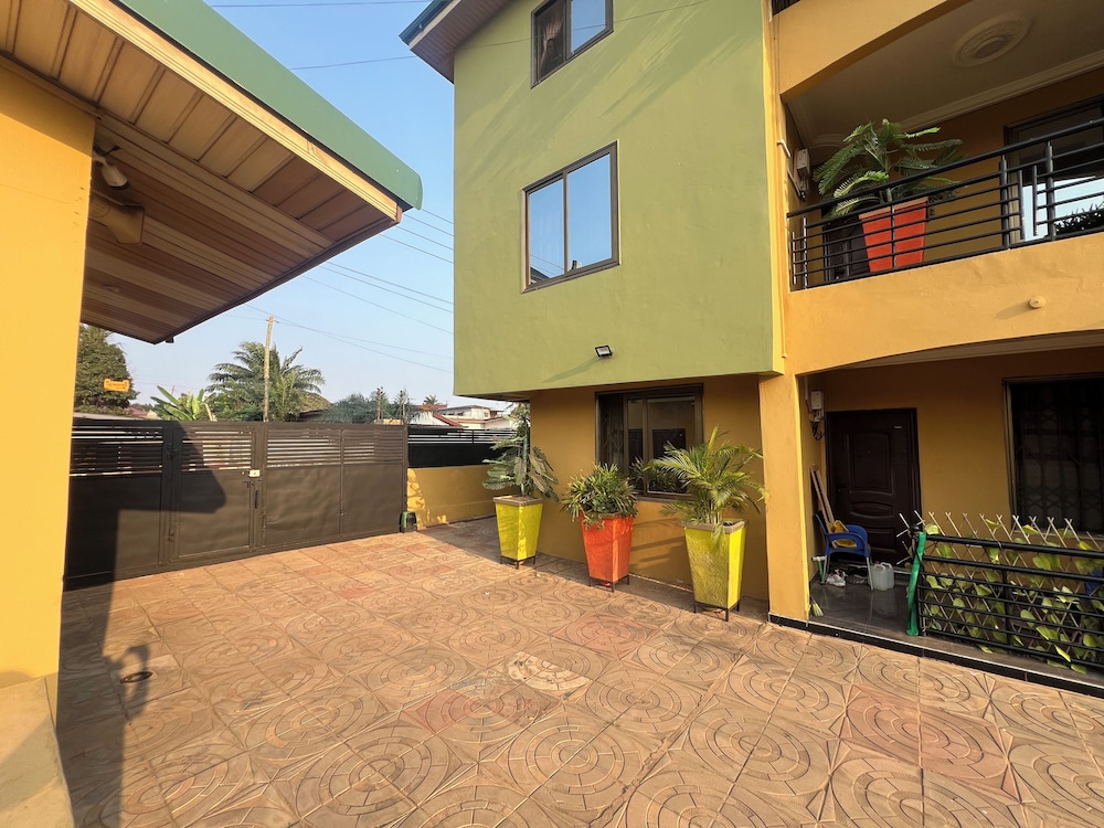 CSL APARTMENTS