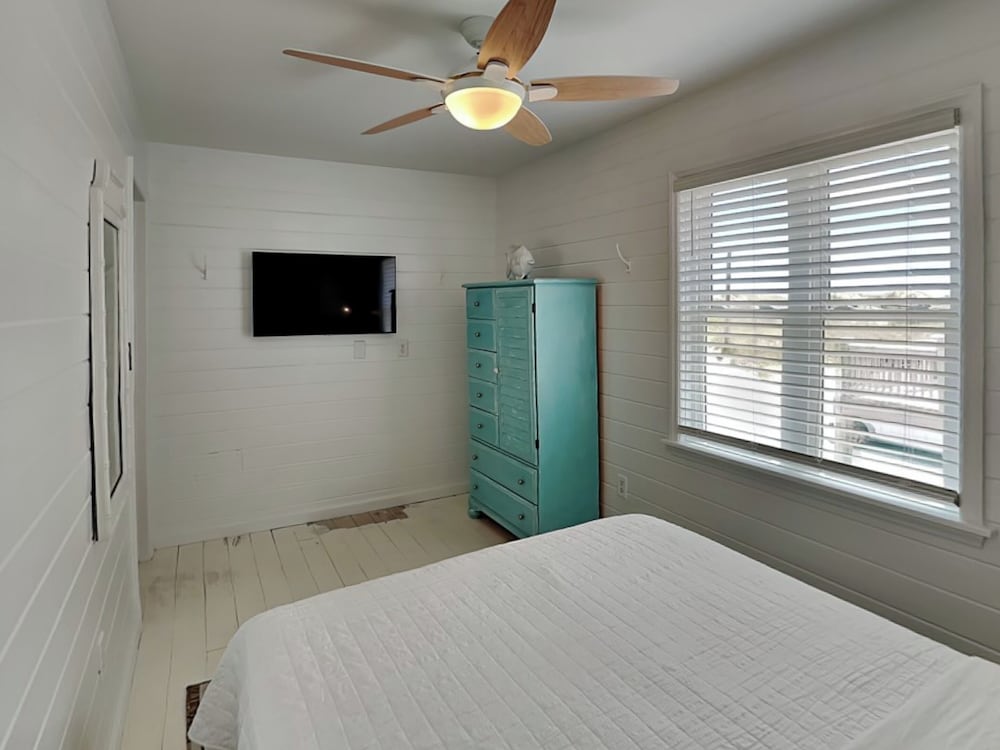 The Last Dollar Cottage by Topsail Realty