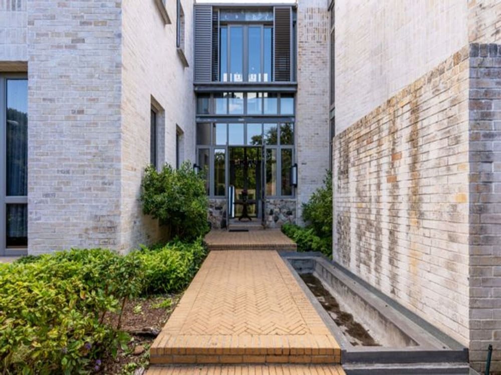 French Elegance in Bishopscourt