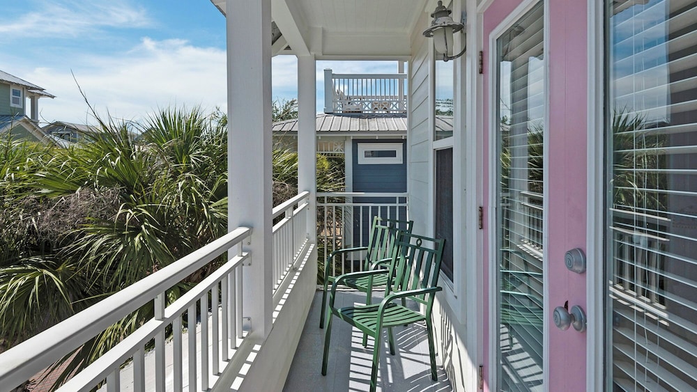 Close to Beach Access & Rosemary~ Seacrest Lagoon Pool Access view 5