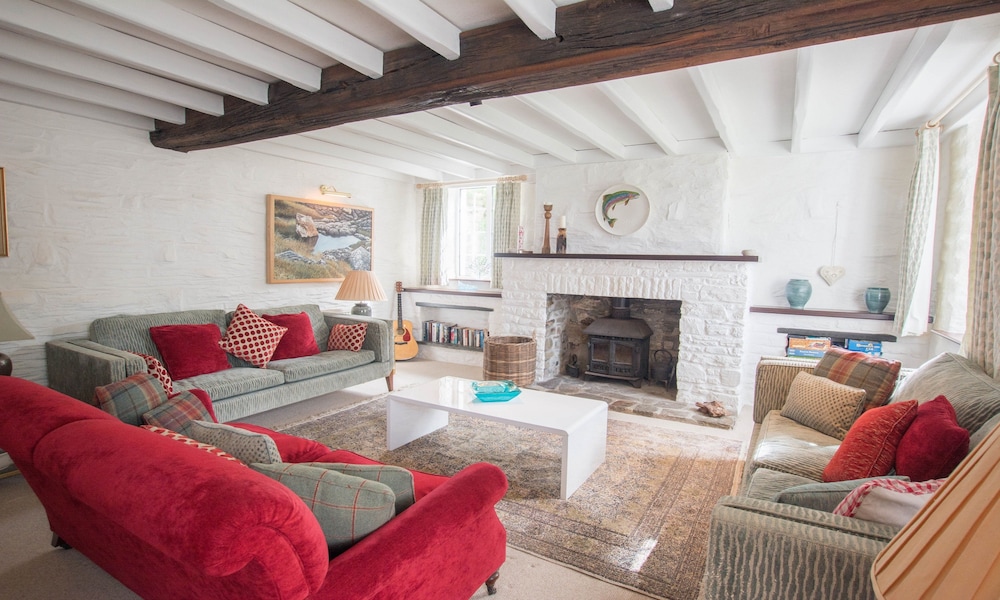 Mill Farm Croyde 4 Bedrooms Sleeps 9 Dog Friendly & Sauna view 3