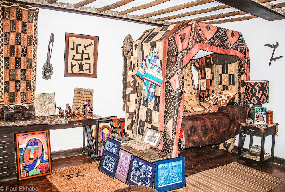 African Heritage House view 5
