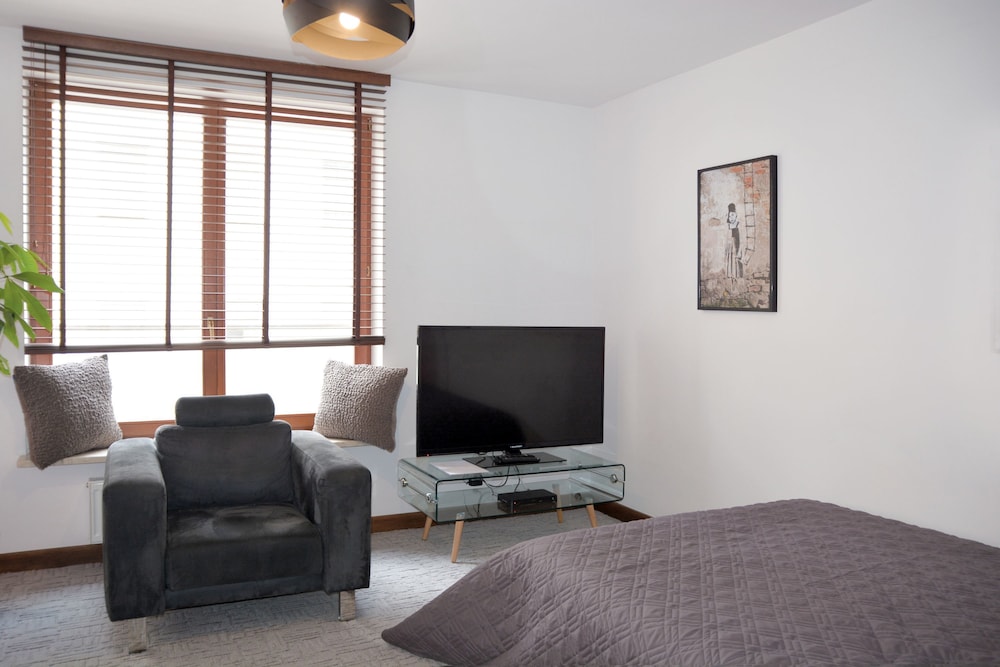 Szucha Apartments