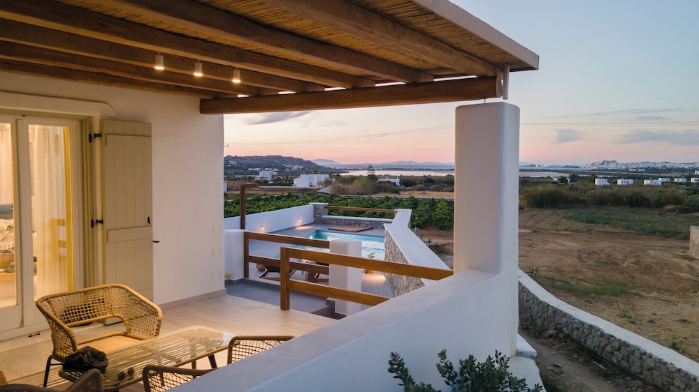 Velonis Villas