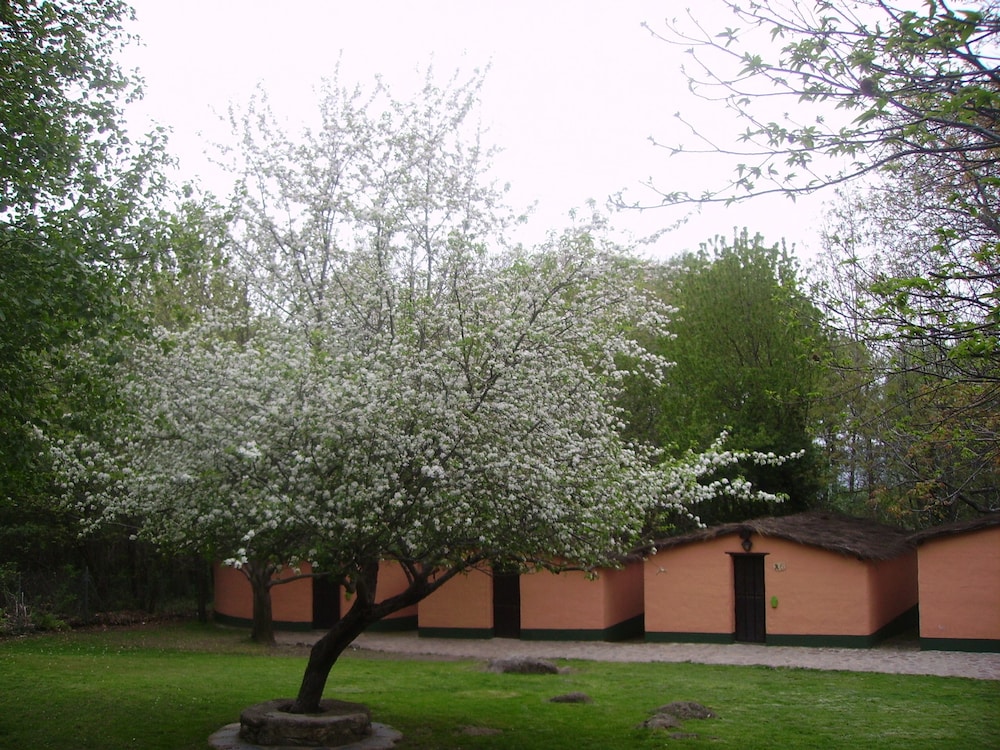 Albergue Turistico Valle del Ambroz