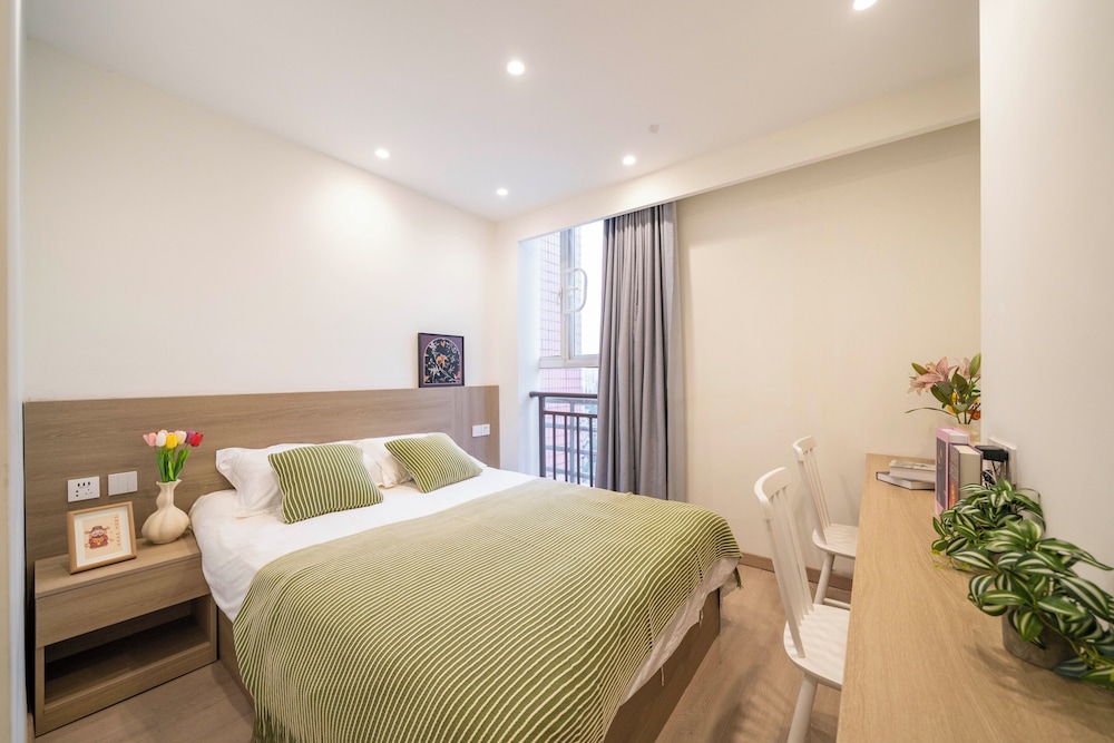 Book and Bed-QuYang Road