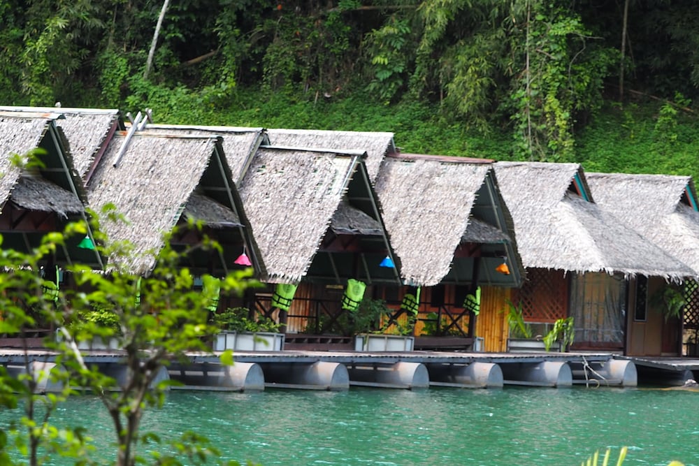 PraiwanRaftHouse