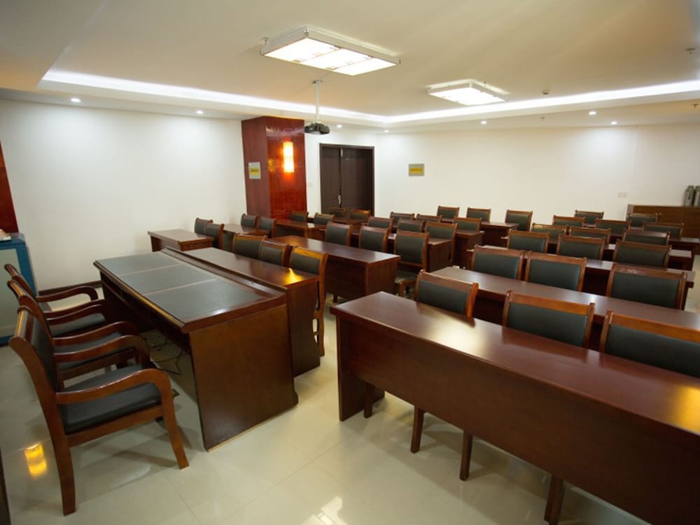 GreenTree Inn GuangDe County ZhongYang LeCheng Hotel