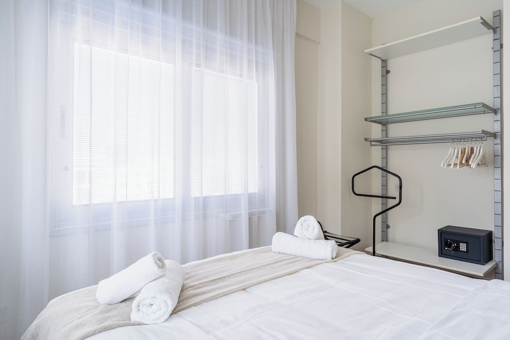 Local Host Living - Signature Apartments in Nicosia