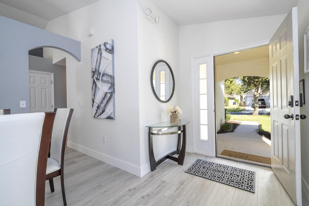 Cozy 4Bd Pool Gameroom Emerald Island 2673