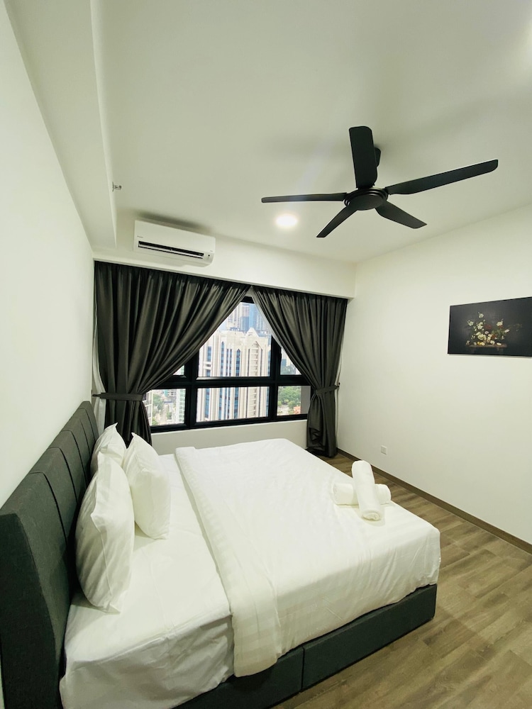 Agile Skyview Suites KLCC by MOONLIGHT