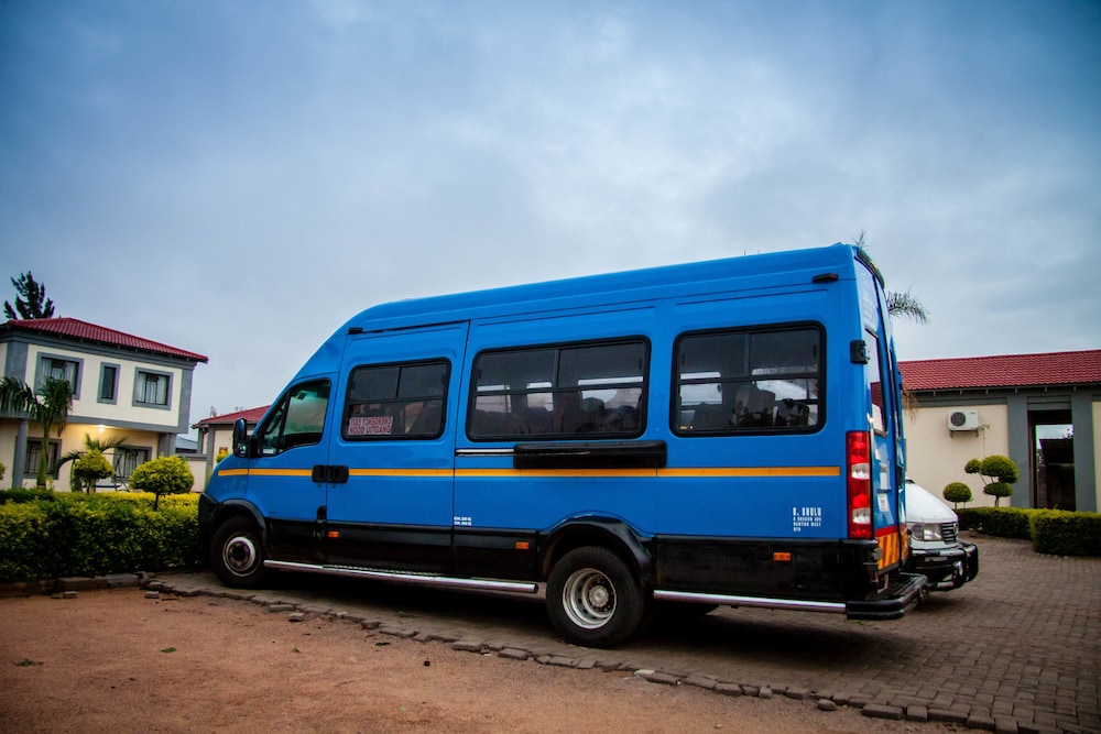 Glen Lodge & Tours