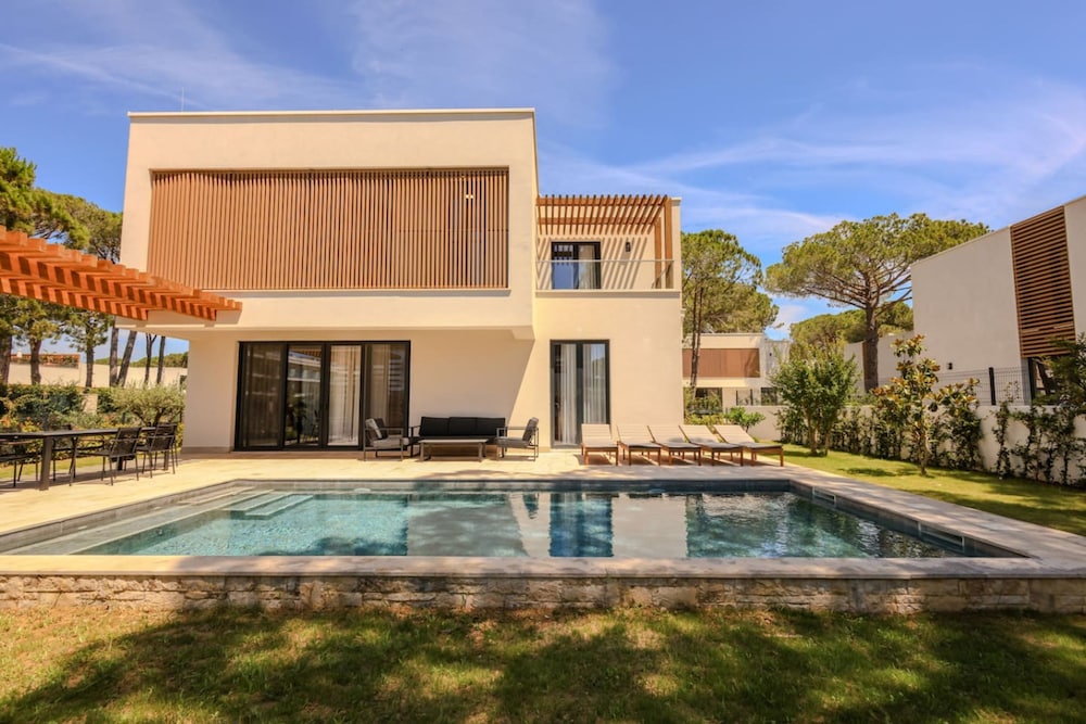 Sanpietro Deluxe Villa