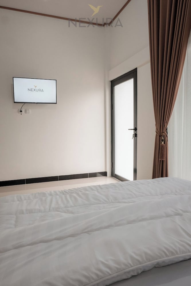 Tentrem Syariah Nexura Collection